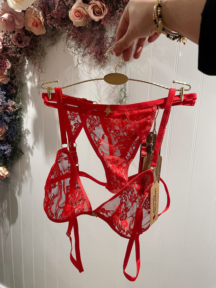 Red Rose Lace 4-piece Lingerie Set