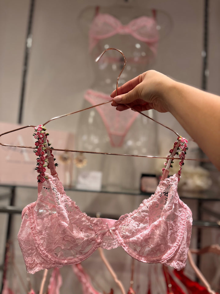 Isabella Pink Underwired Lingerie Set With Floral Straps