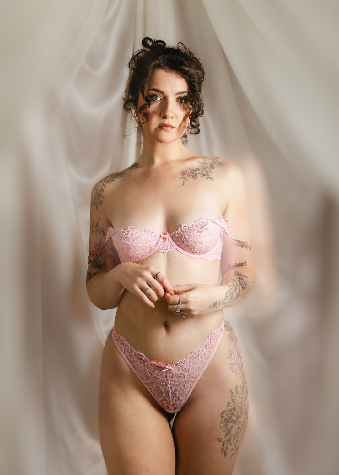 Isabella Pink Underwired Lingerie Set With Floral Straps