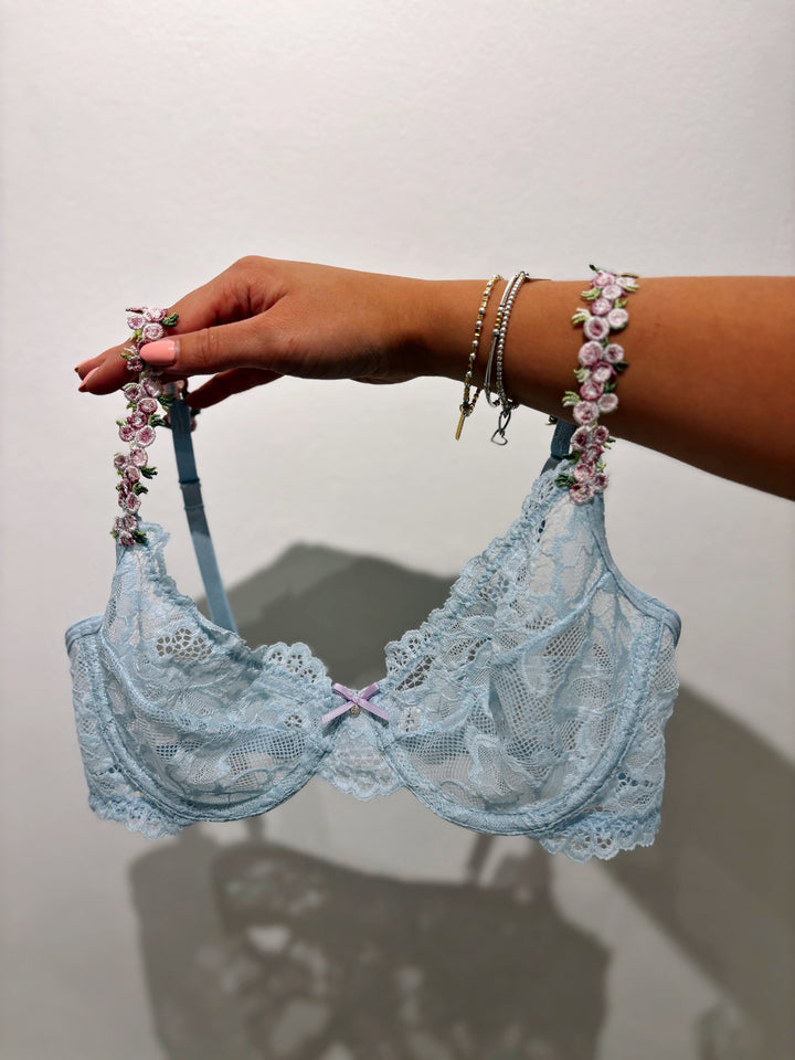 Periwinkle Blue & Lilac Underwired Lace Bra With Floral Straps (Copy)