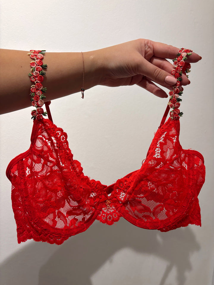 Scarlett Red Underwired Lingerie Set With Floral Straps