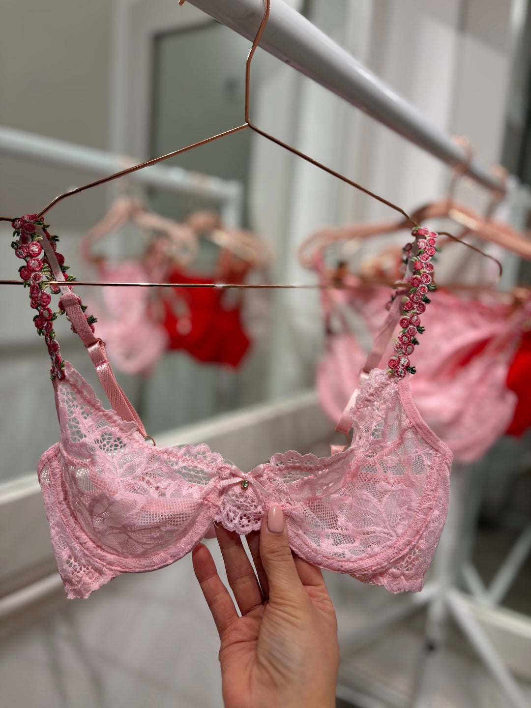 Isabella Pink Underwired Lingerie Set With Floral Straps