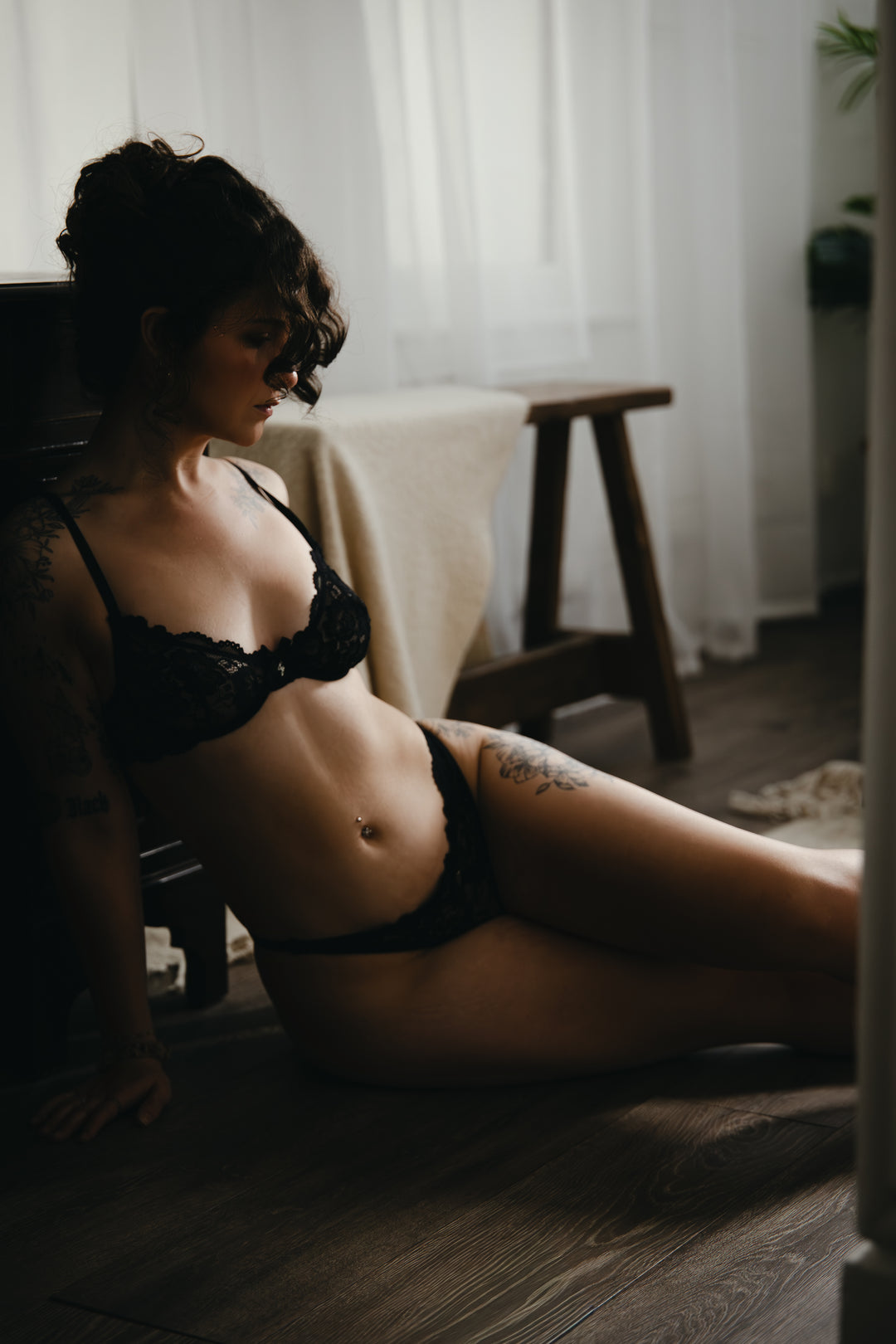 Mimi Embellished Underwired Lingerie Set